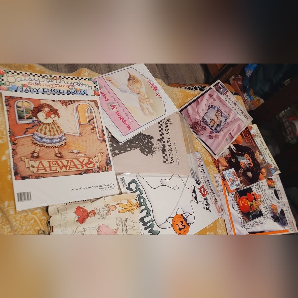 4 Daisy Kingdom Nostalgia collection iron ons, dress pattern & no-sew Applique